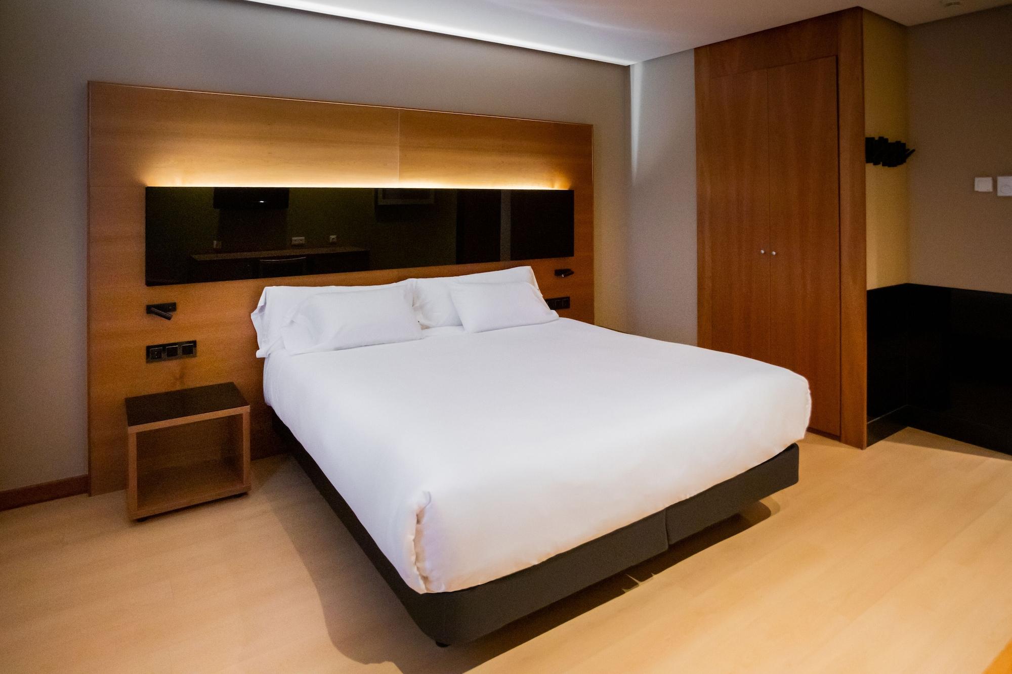 Hq La Galeria Hotel บูร์โกส ภายนอก รูปภาพ
